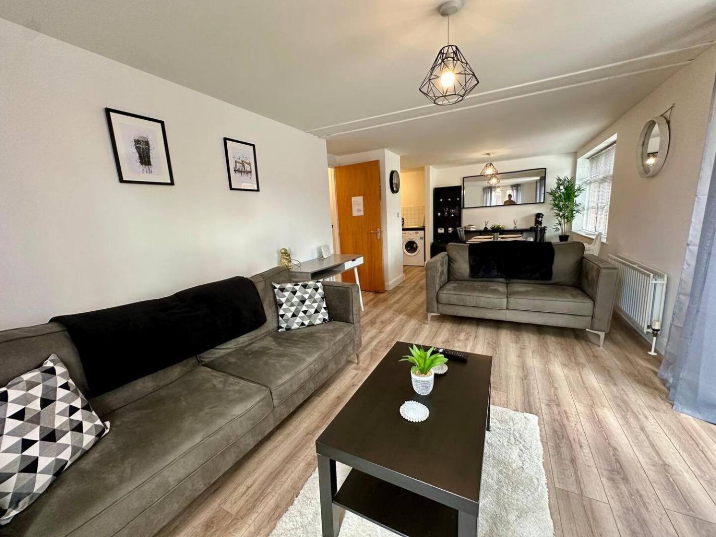 2Br City Side Apartment Belfast Ngoại thất bức ảnh