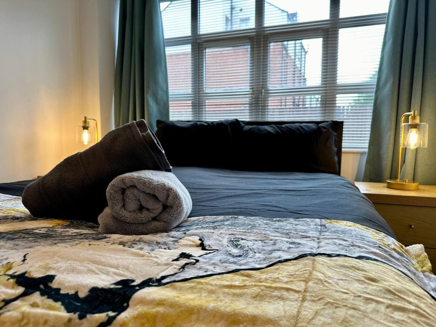 2Br City Side Apartment Belfast Ngoại thất bức ảnh
