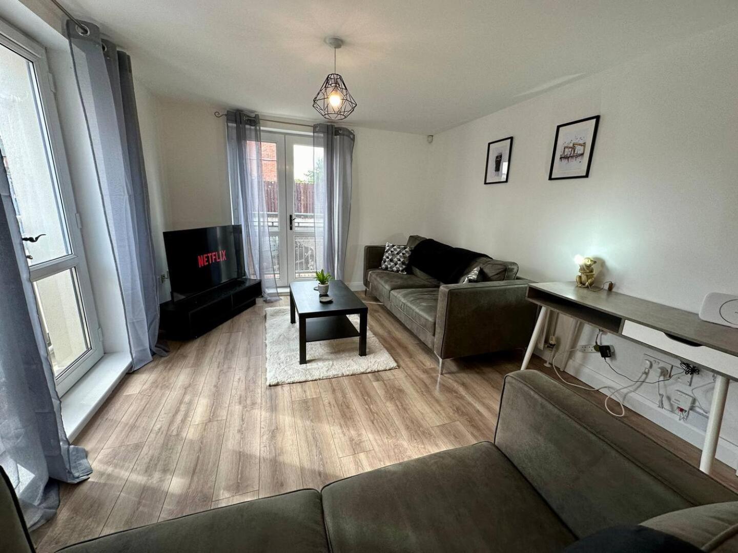 2Br City Side Apartment Belfast Ngoại thất bức ảnh